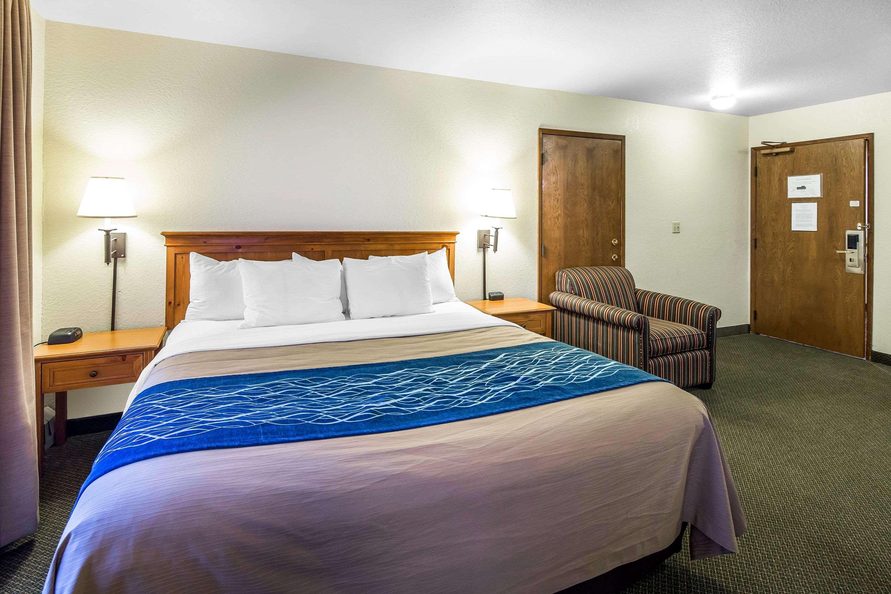 Quality Inn Кодиак Екстериор снимка