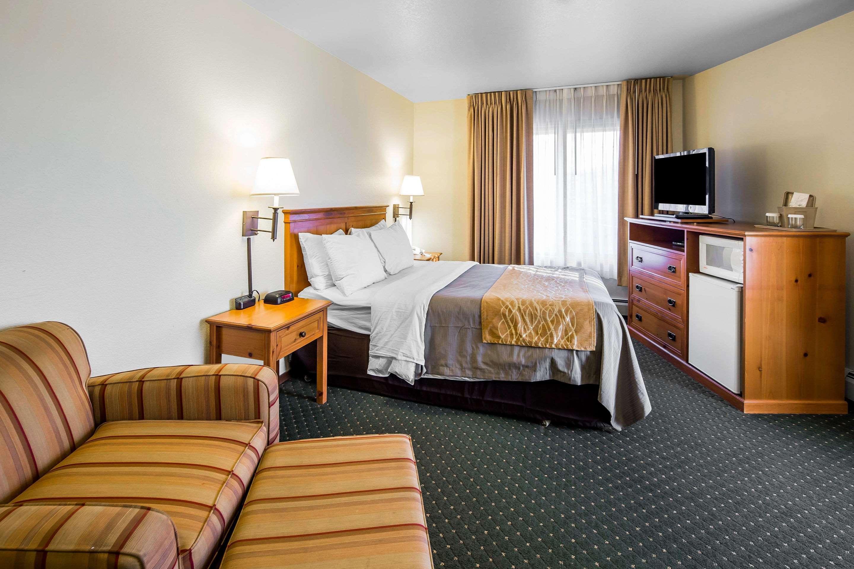 Quality Inn Кодиак Екстериор снимка