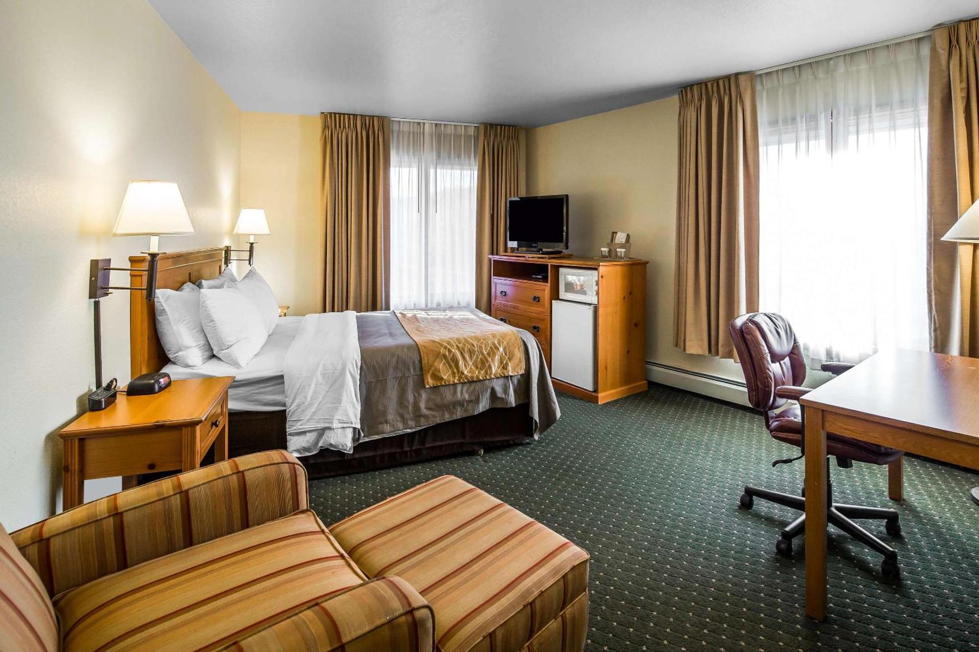 Quality Inn Кодиак Екстериор снимка